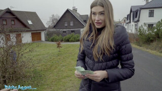 Kemény pénzért: A kis ribanc szexuális ügynök éjszakái