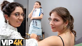 Katty West leszbikus szünetet tart az irodai kurvákkal