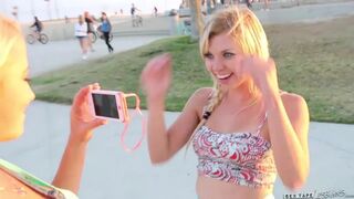 Tara Morgan és Mandy Armani forró leszbikus szextapje