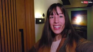 Német tini mostohalány szopja apuci farkát a zuhanyban