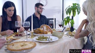 Hálás köszönet a mostohaanya duzzadó melleiért és vizes, hívogató puncijaiért