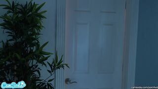 Meleg hűtlen barátnő lebukása a Trónok Harca bulin