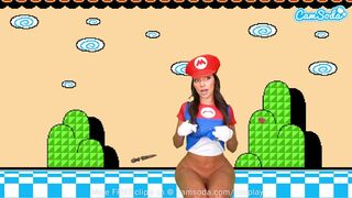 Sisi Rose hatalmas fenekű Super Mario Maker cosplayje órás punci squirttel