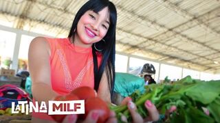 Sofia Galindo forró latin seggét keményen szedik a nedves punciban